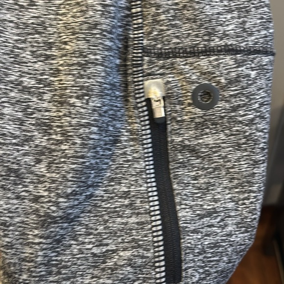 Athleta Womens Pullover Half Zip Running Wild Gray Reflective Shirt Pocket LG - Picture 3 of 6